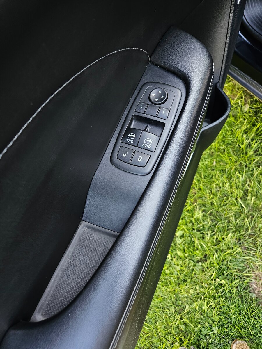 Dodge challenger 5.7 hemi - 11