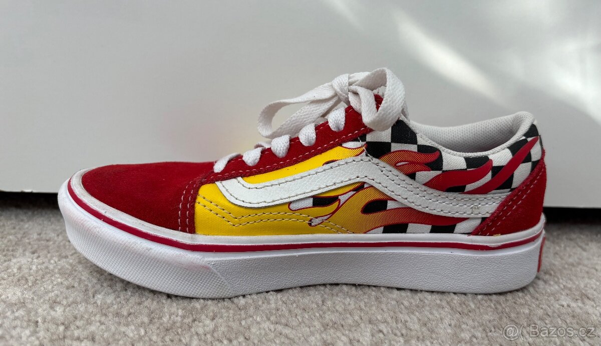 Detske tenisky zn.Vans Uy - vel.31 - 11