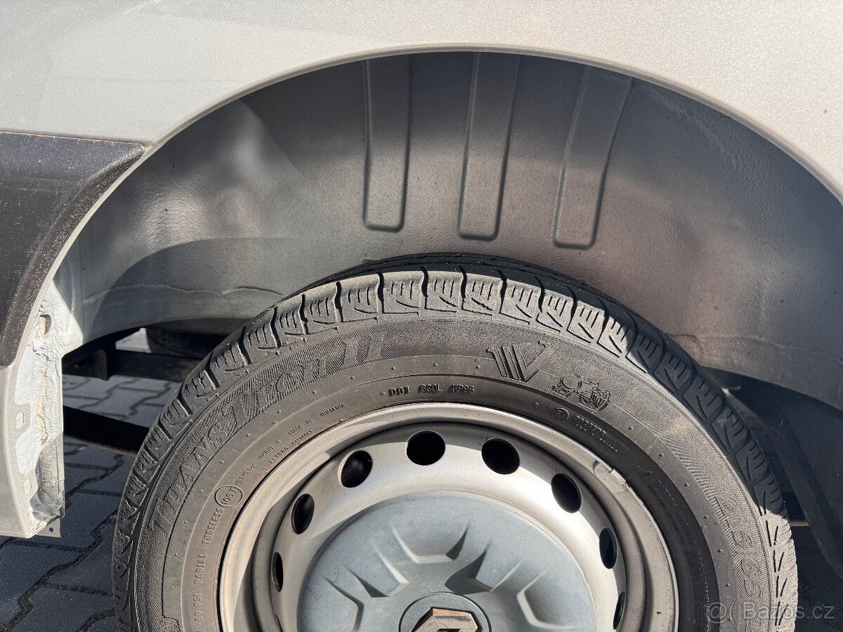 Renault Master 2,3 DCi top stav - bez investic - 11