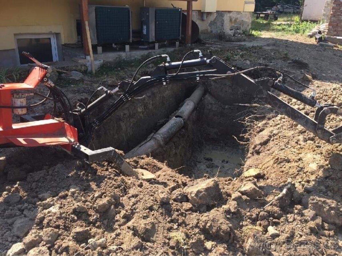 Minibagr (menzi muck) - 11