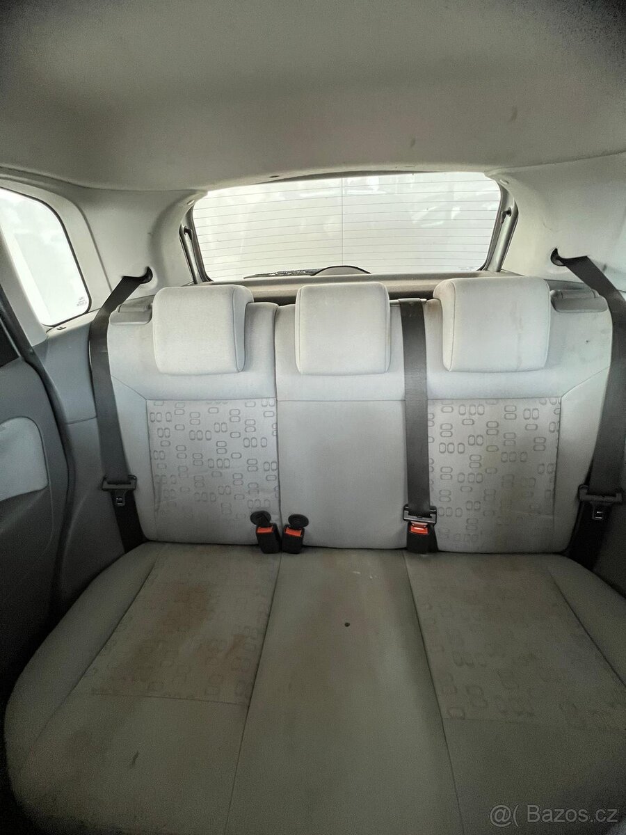 Ford Fiesta 1,4TDCi - 11