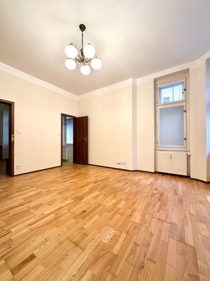 Pronájem bytu 2+kk 56 m² - 11