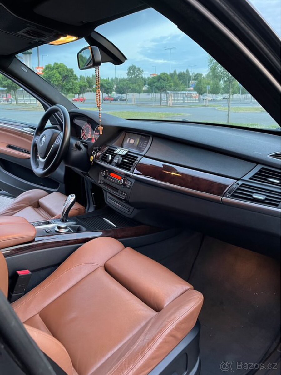 BMW X5 E70 M57 2010 - 11