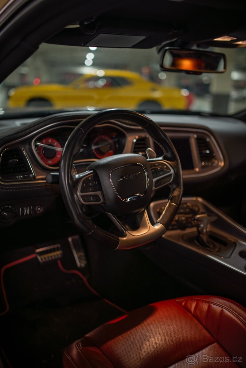 Dodge Challenger hellcat Redeye - 11