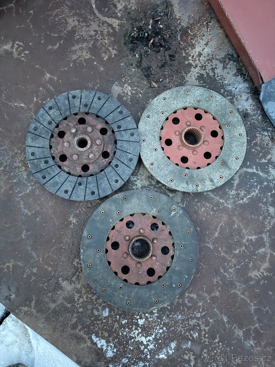 Prodám náhradní díly zetor - 11