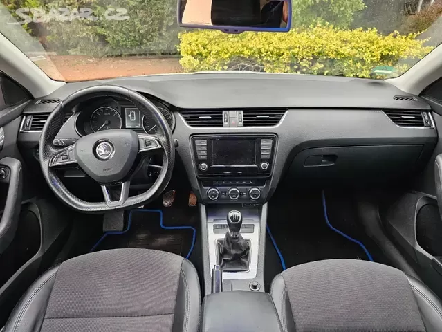 Škoda Octavia 2.0 TDI 110kW,Style,Xenon,Navi,2015. - 11