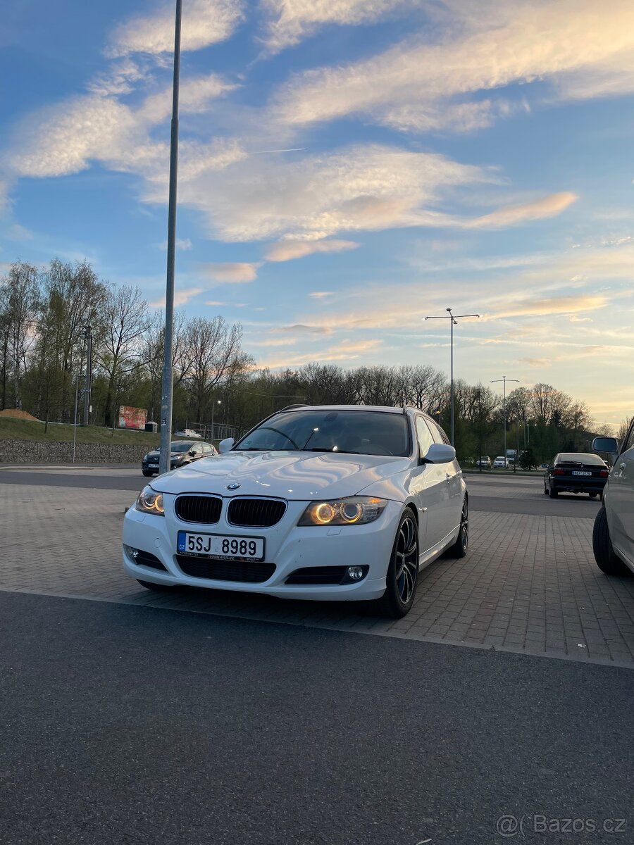 BMW e91 320d LCI - 11