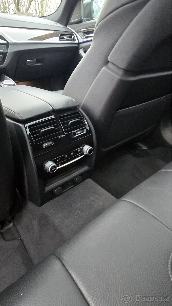 Bmw 530i xDrive - 11