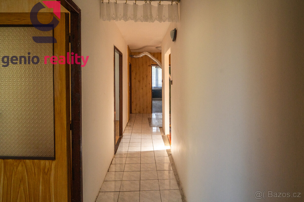 Prodej rodinného domu v malebné obci Jeřice u Hořic - 11