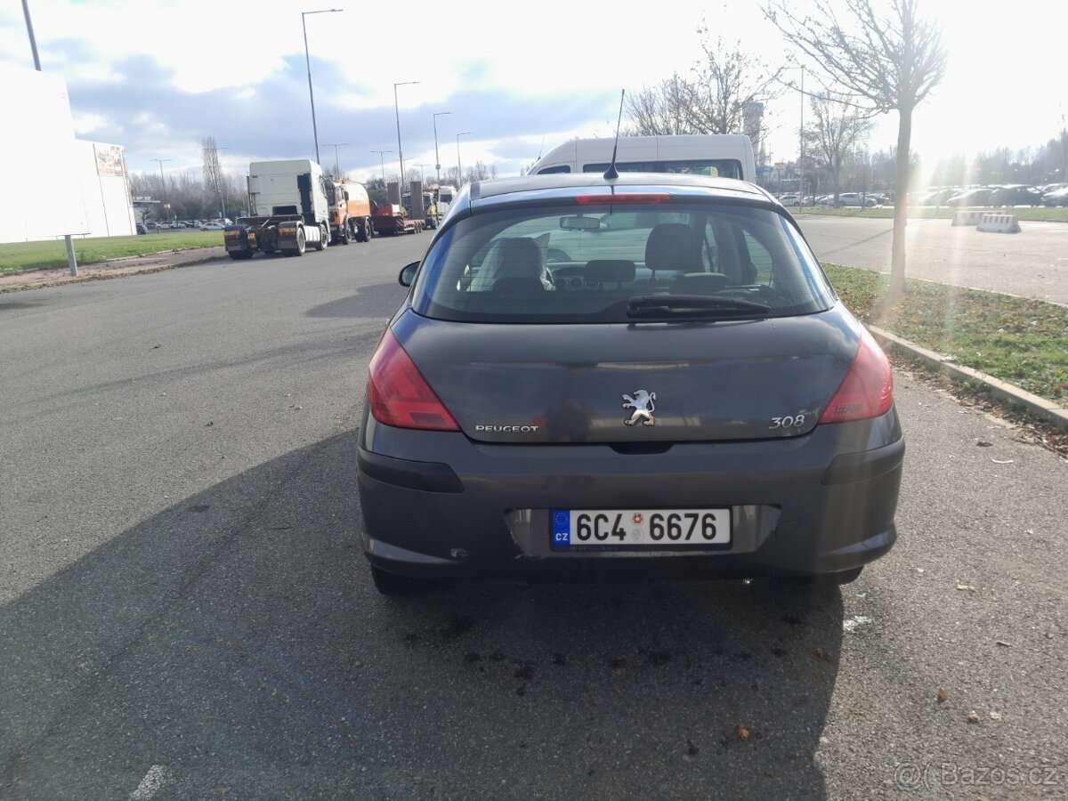 Peugeot 308 1,4vti - 11