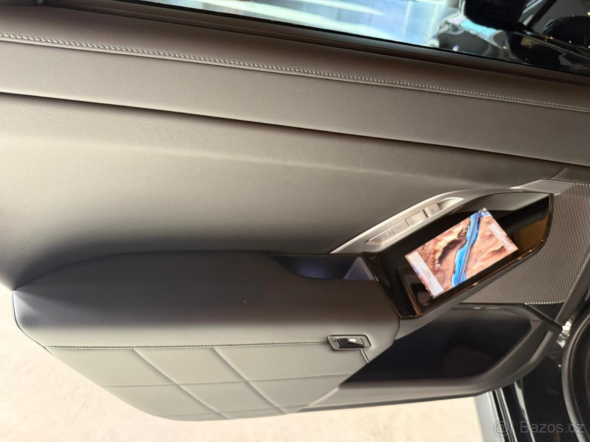 BMW 740D XDRIVEMpaketB&W - 11