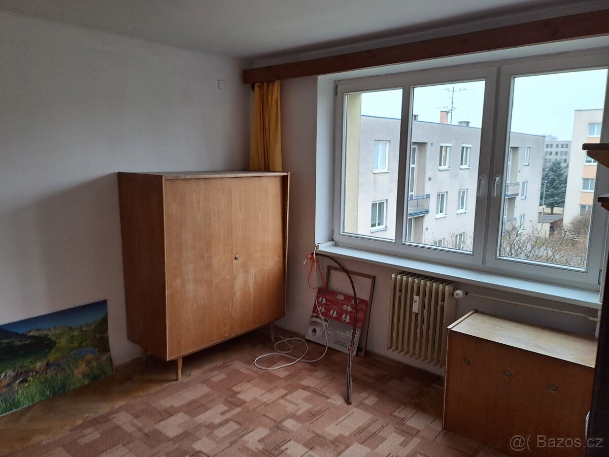 Byt 3+1 s garáží Solnice - 11