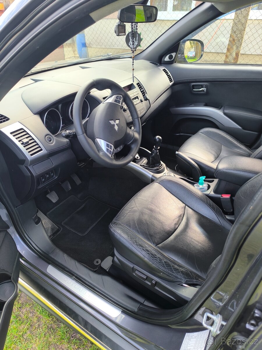 Outlender II 2010 (FACELIFT) 210 XXX km...STK 12/27 C - 11