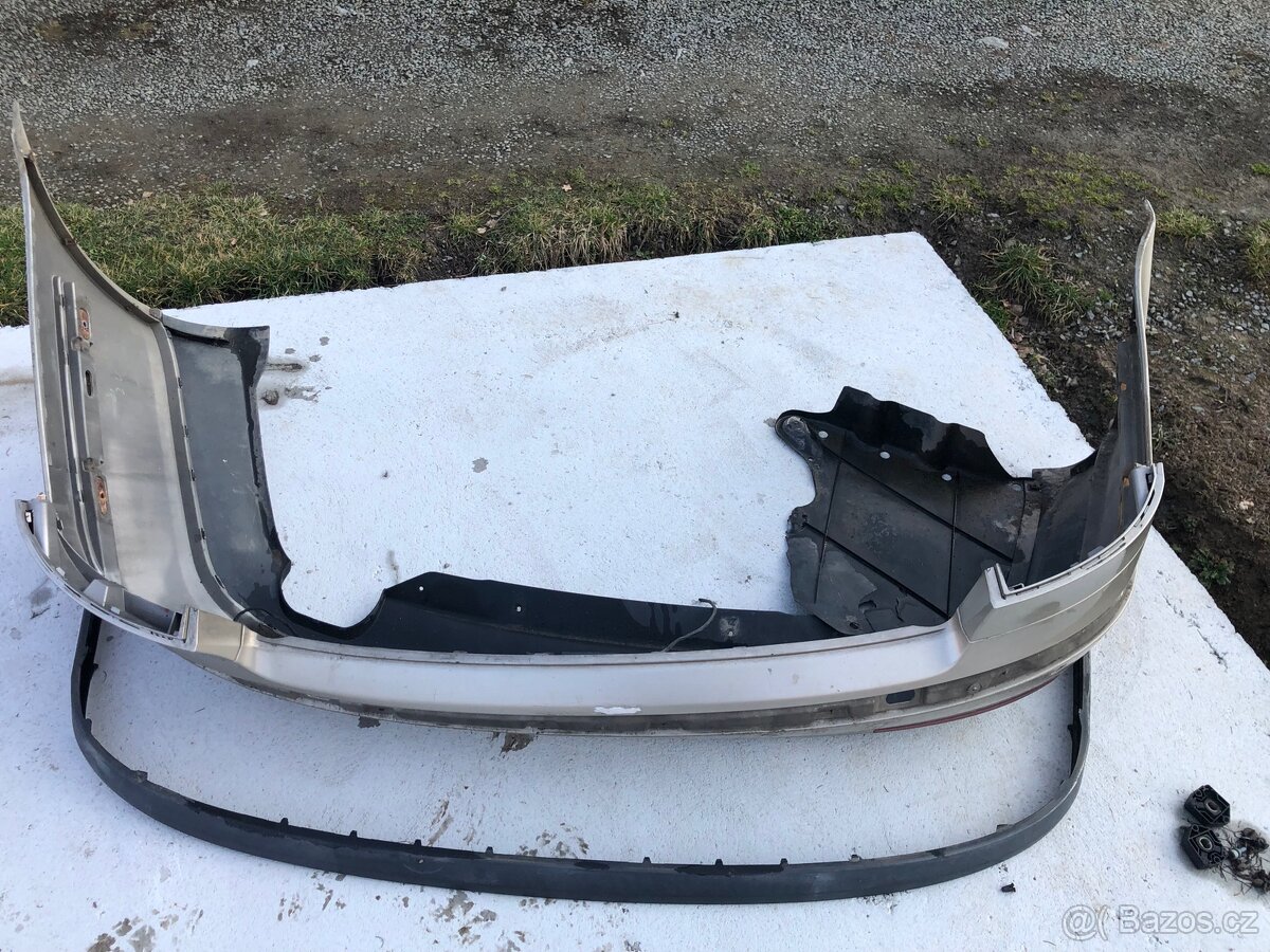 Škoda octavia II dveře, nárazníky, blatnik - 11