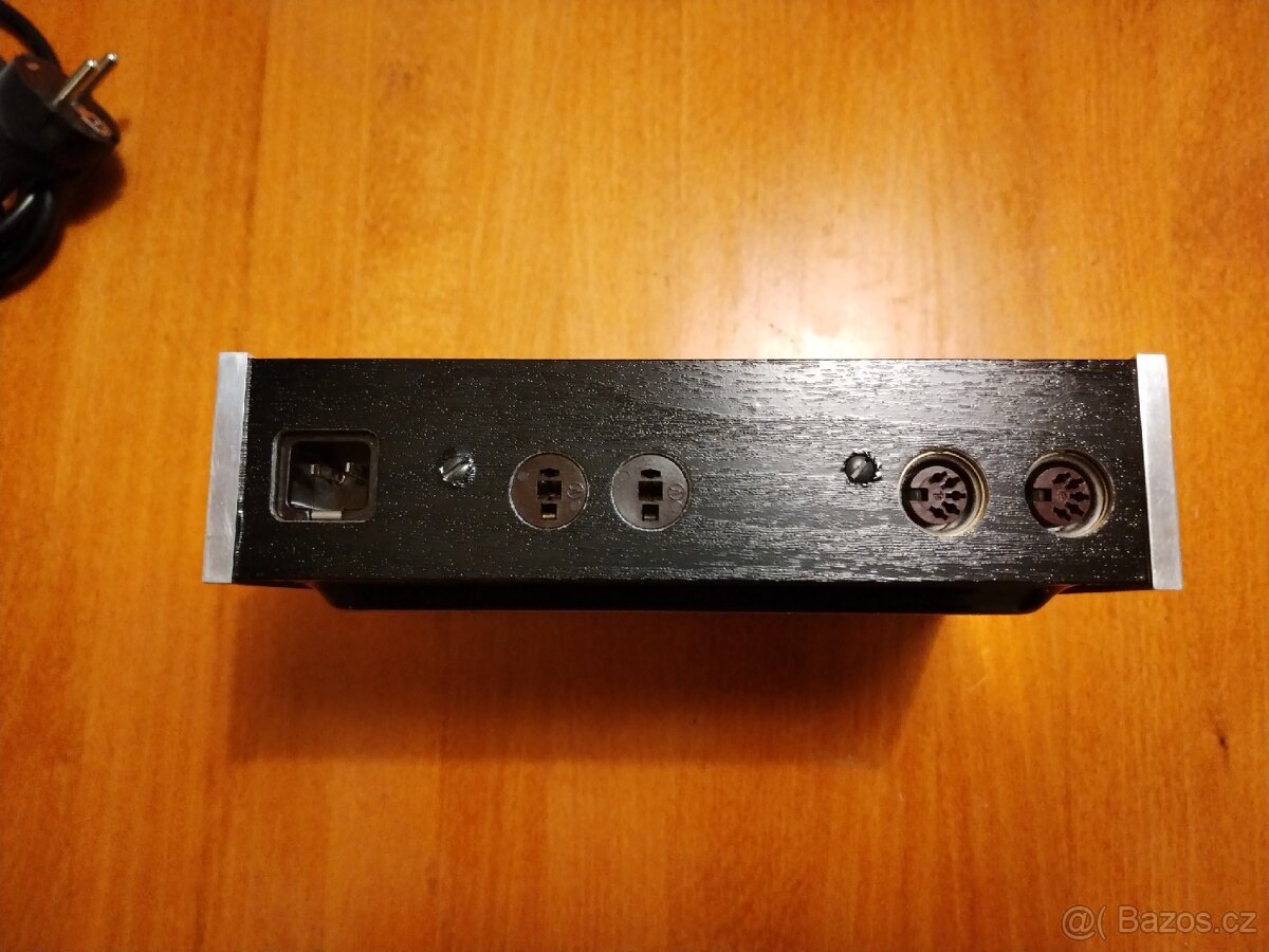 Retro sestava NF zesilovače - 11