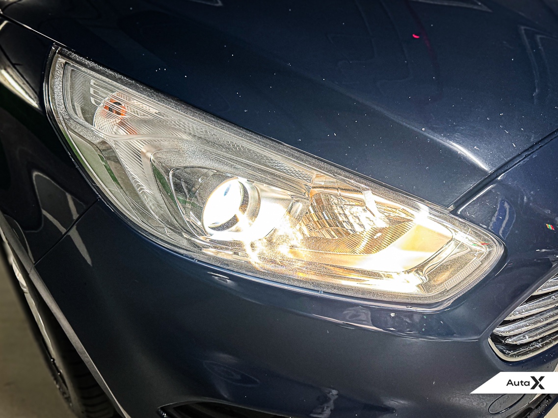 Ford S-MAX Trend 2.0 TDCi 110 kW - 11