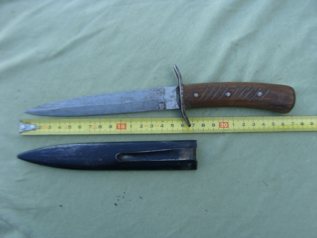 Útočný nůž tzv. boták - 11