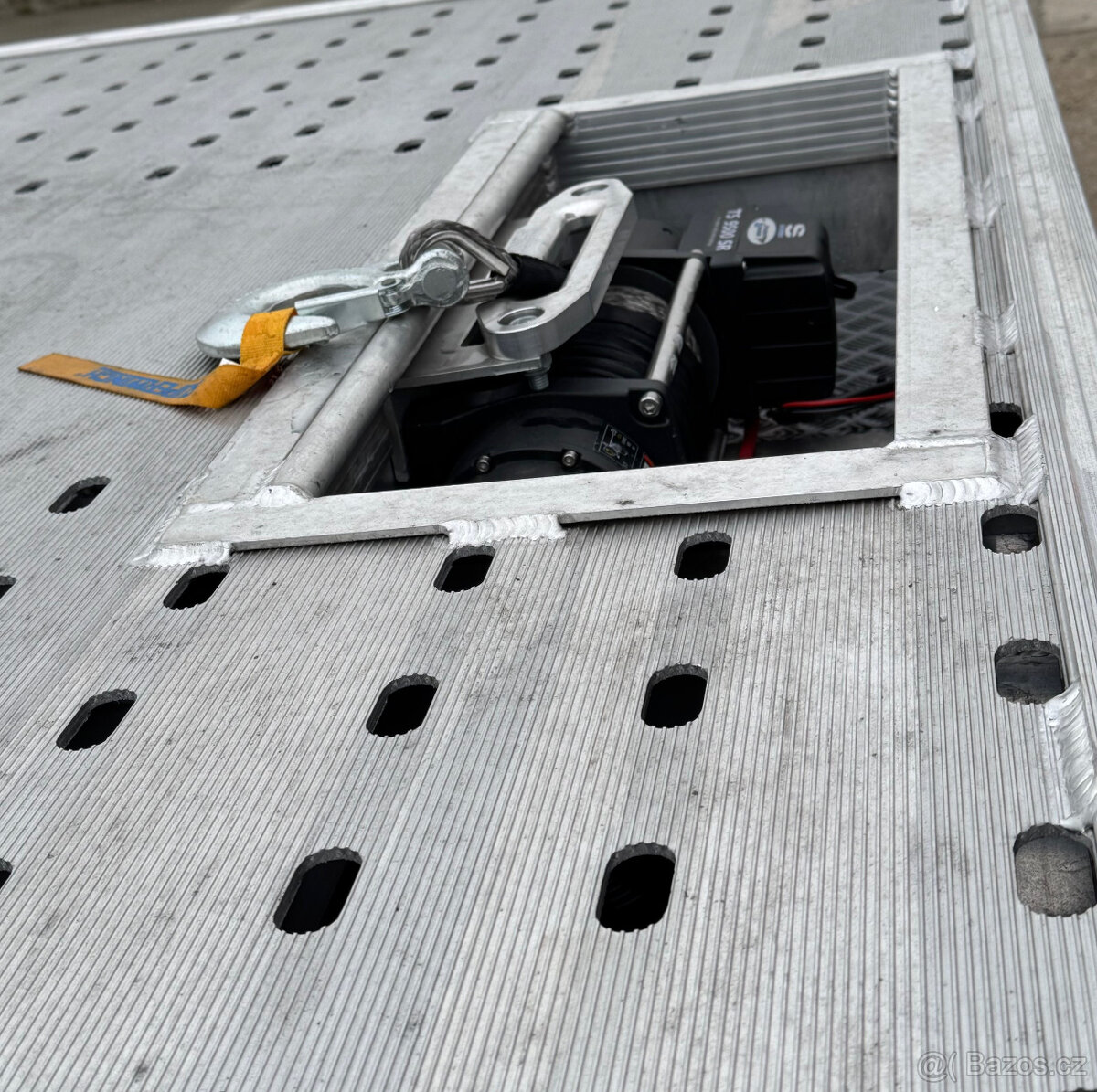 Mercedes-Benz Sprinter ťahač návesu aj s návesom - 11