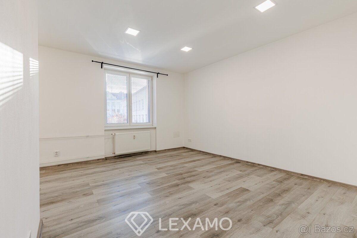 Pronájem bytu 2+kk, 53m² - ul. Smetanova Znojmo, ev.č. 00300 - 11