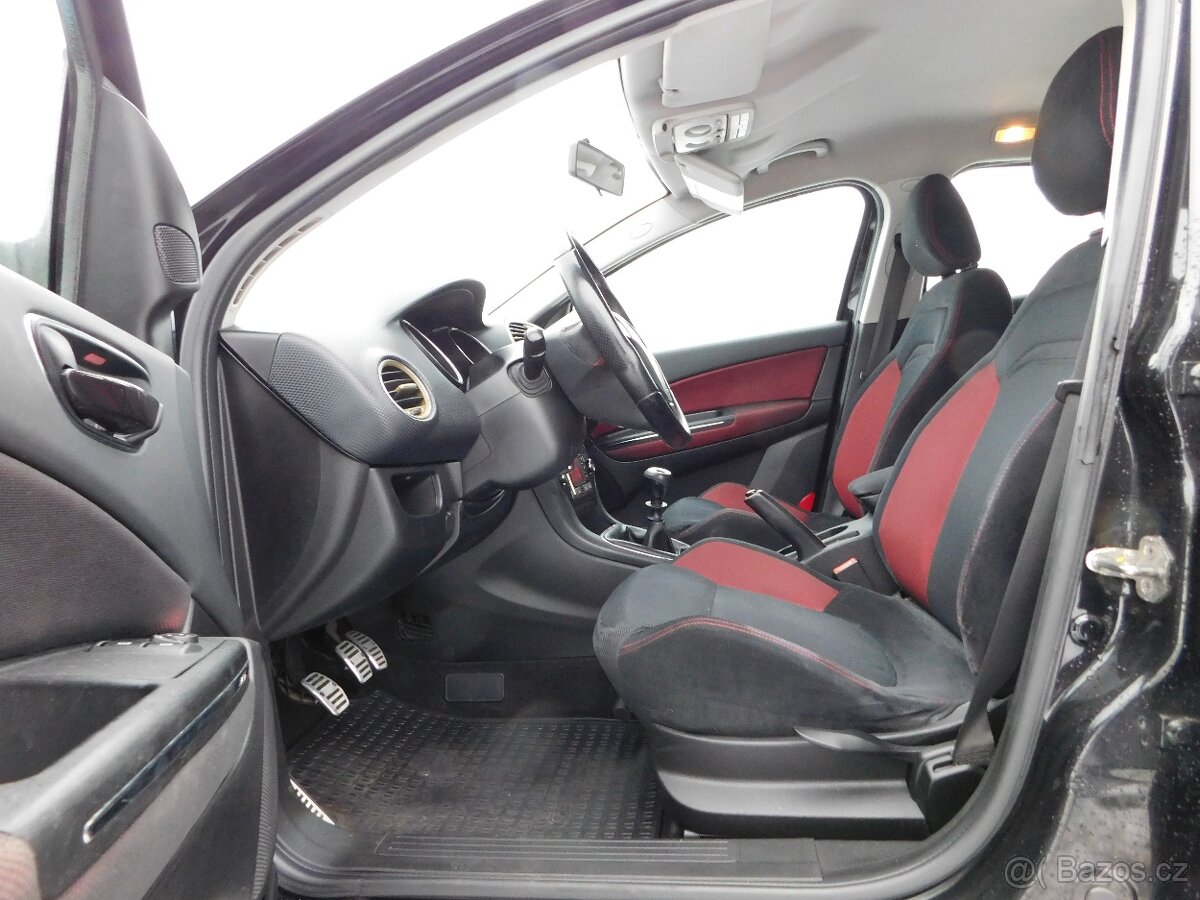 Fiat Bravo 1.4 T-JET,,výkon 110 Kw,BEZ KOROZE,Pěkný - 11