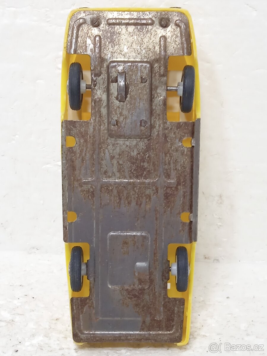 Škoda 1203 KDN Retro hračka auto na ND - 11