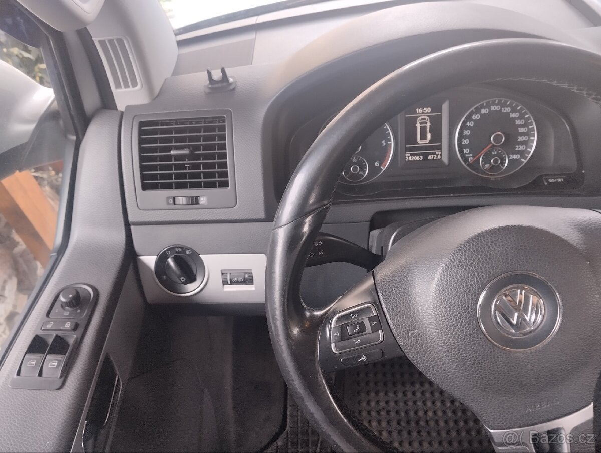 VW Multivan T5 - 11