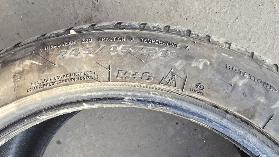 Zimní pneumatika 245/45/19 Imperial - 11