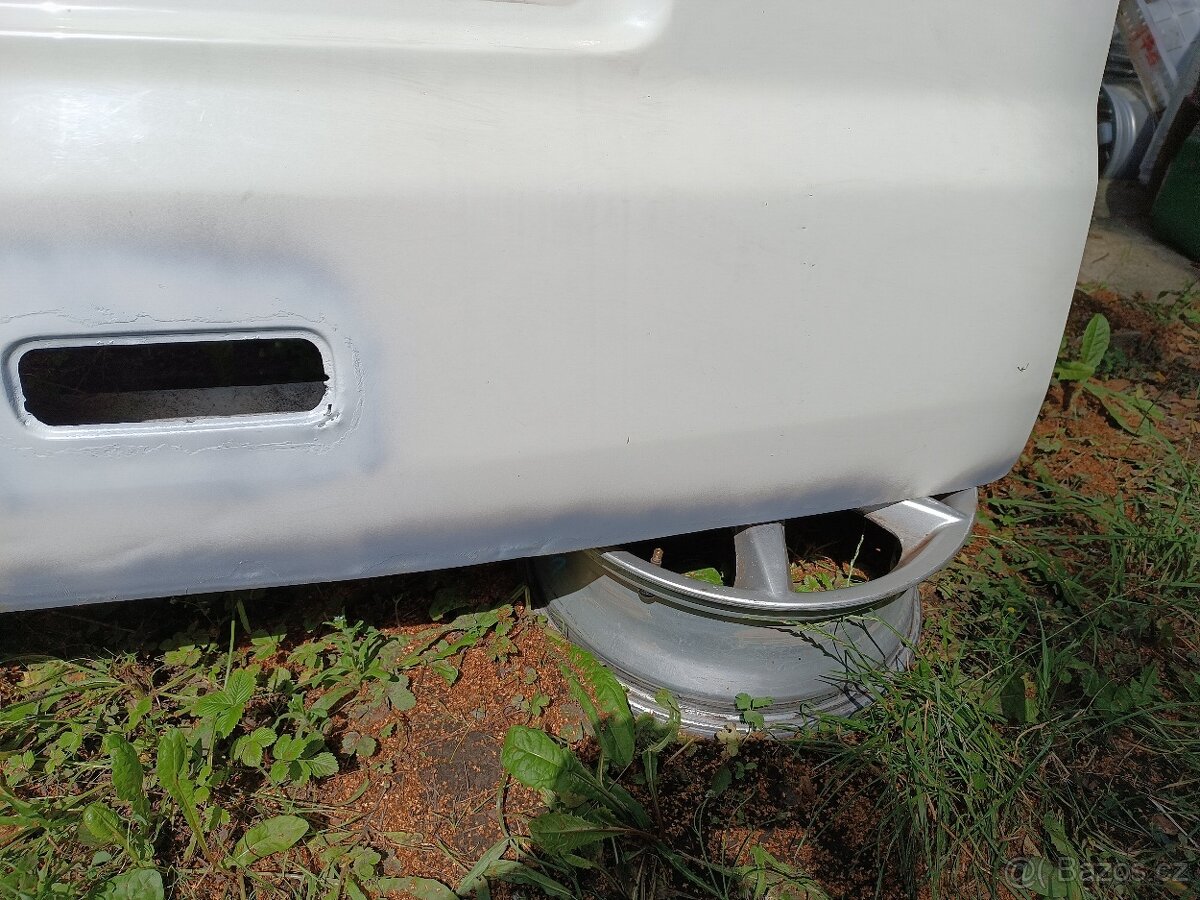 VW T5 Multivan, transportér - páté dveře , víko kufru - 11