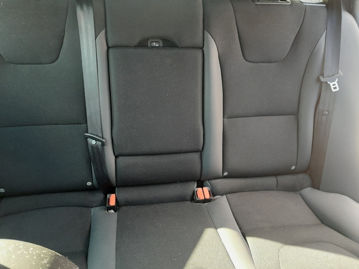 PRODÁM VOLVO V60 - 11