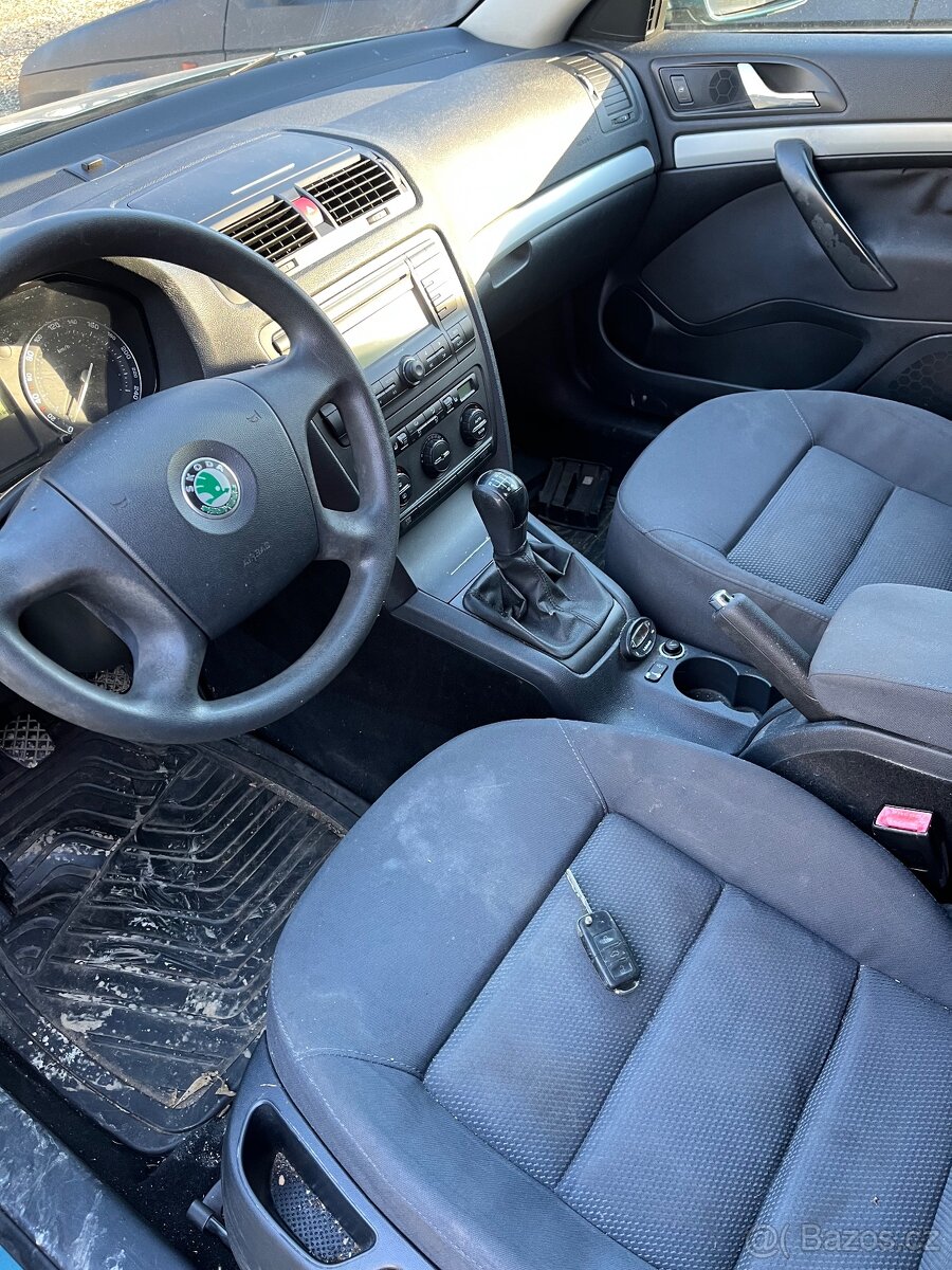 Skoda octavia 2 veskere nahradni dily - 11