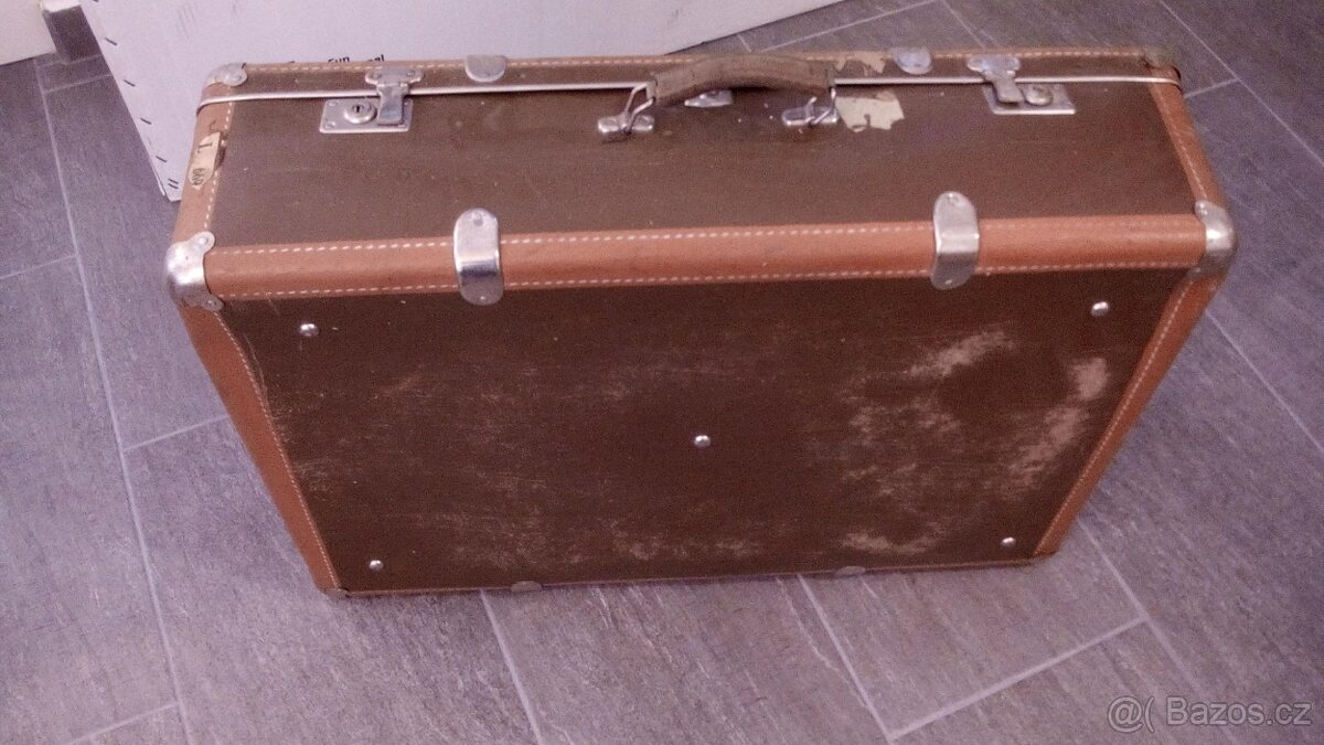 Kufry Kazeto Přerov - velké, starší, dobrý stav - 2 kusy - 11