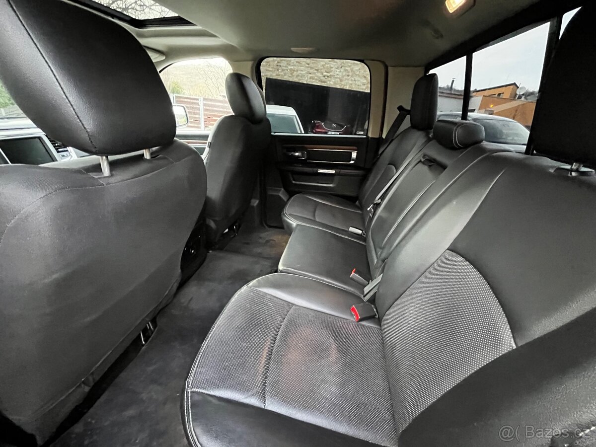 Dodge RAM 1500 5.7 Hemi LARAMIE - 11