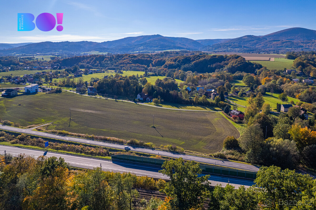 Prodej komerčního pozemku 4380 m², Návsí - 11