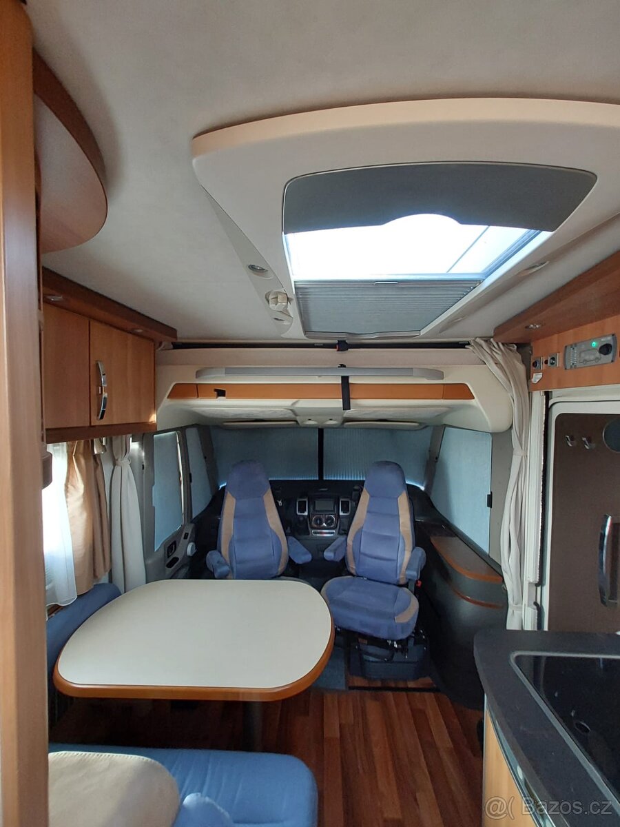 Obytné auto HYMER - 11