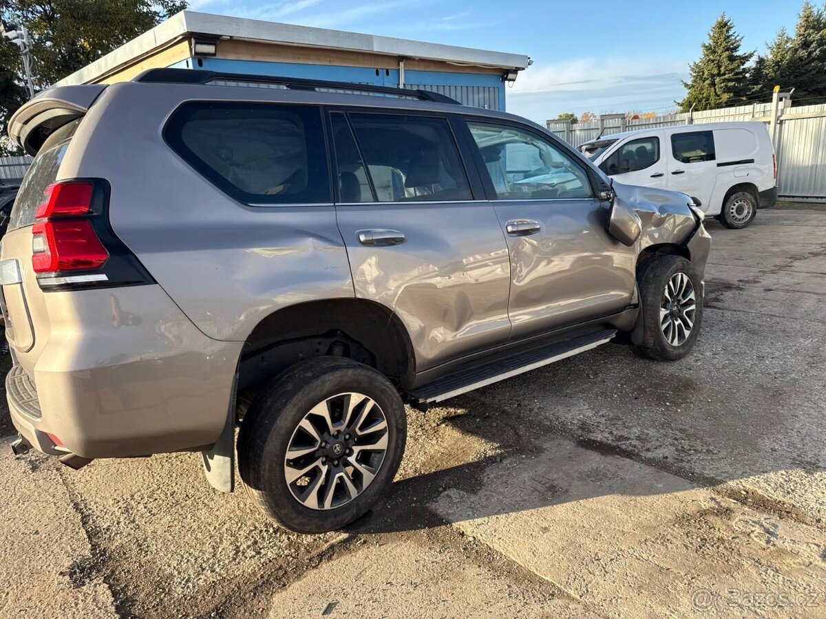 Toyota Landcruiser. 2.8 D-4D aut 2023 motor start 65TKM - 11