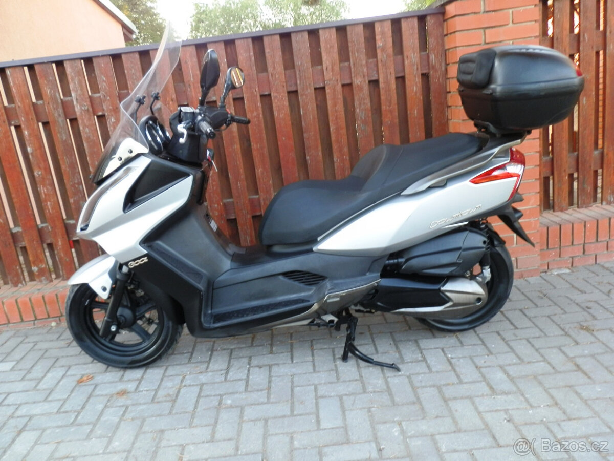 Kymco Downtown 300i - 11