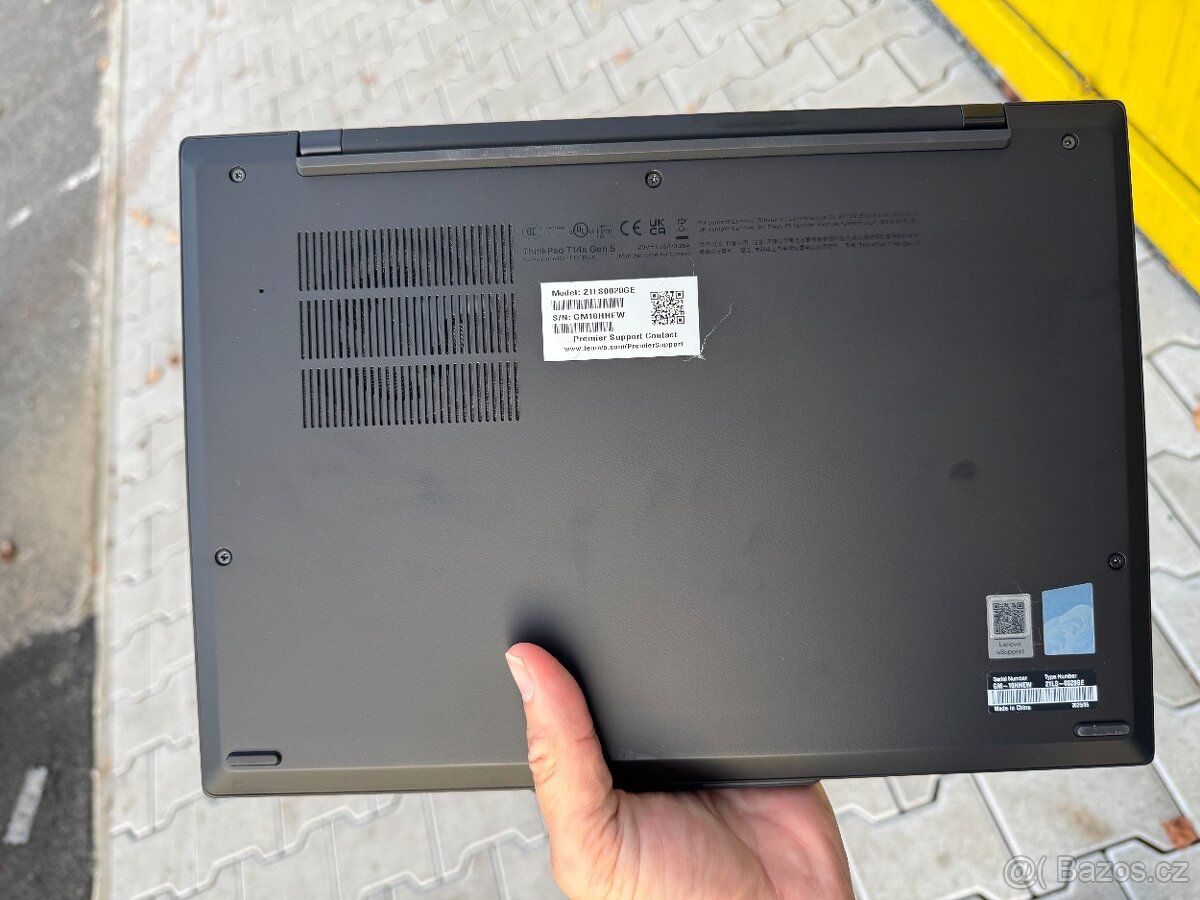 Nový ThinkPad T14s Gen 5 Ultra 7 155U - 11