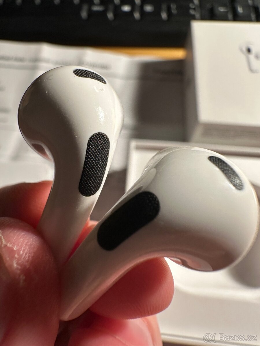 AirPods 3. generace s originální krabičkou - 11