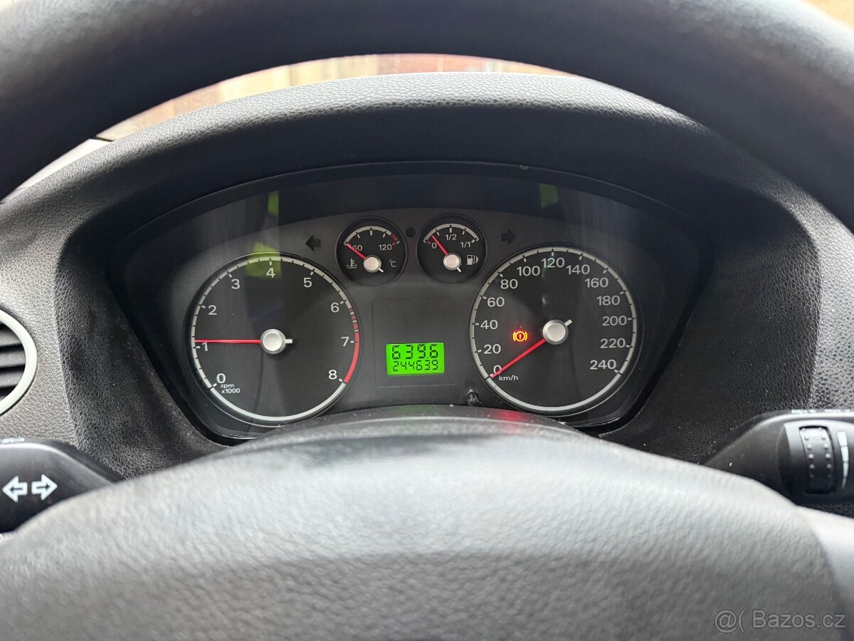 Ford focus 2 1.6 16V 74kw - 11