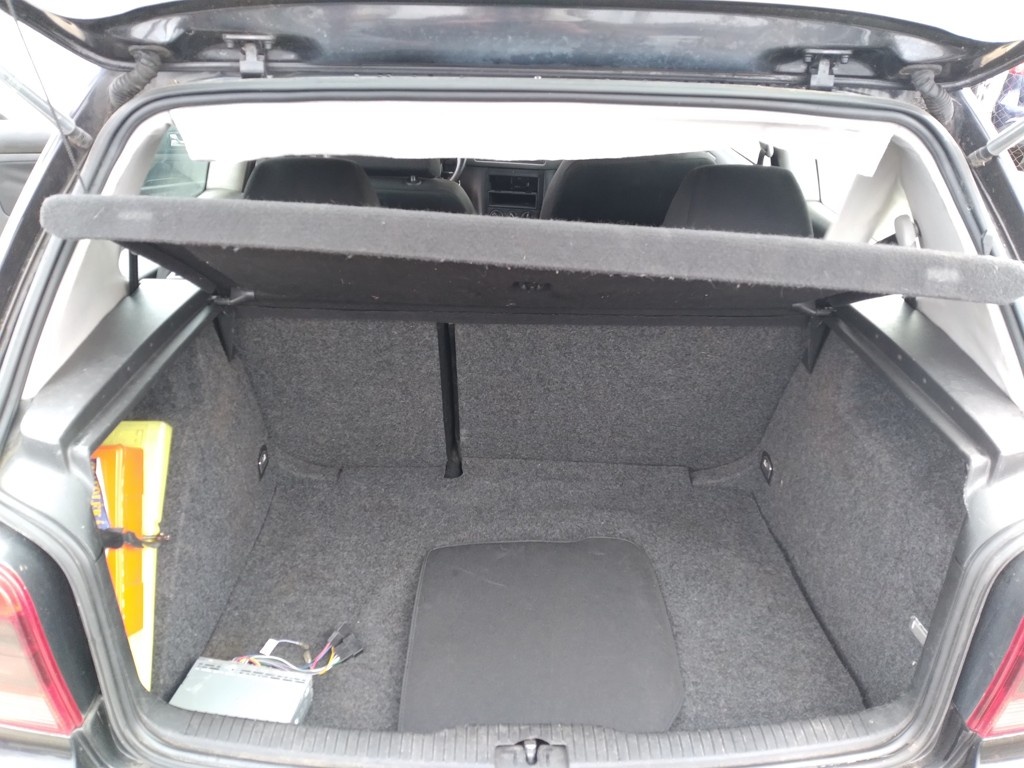 VOLKSWAGEN GOLF 1.4 SPECIAL KLIMA - 11