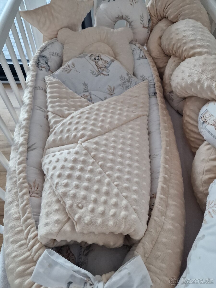 Hnízdečka se zavinovačkou a mantinelem - 11