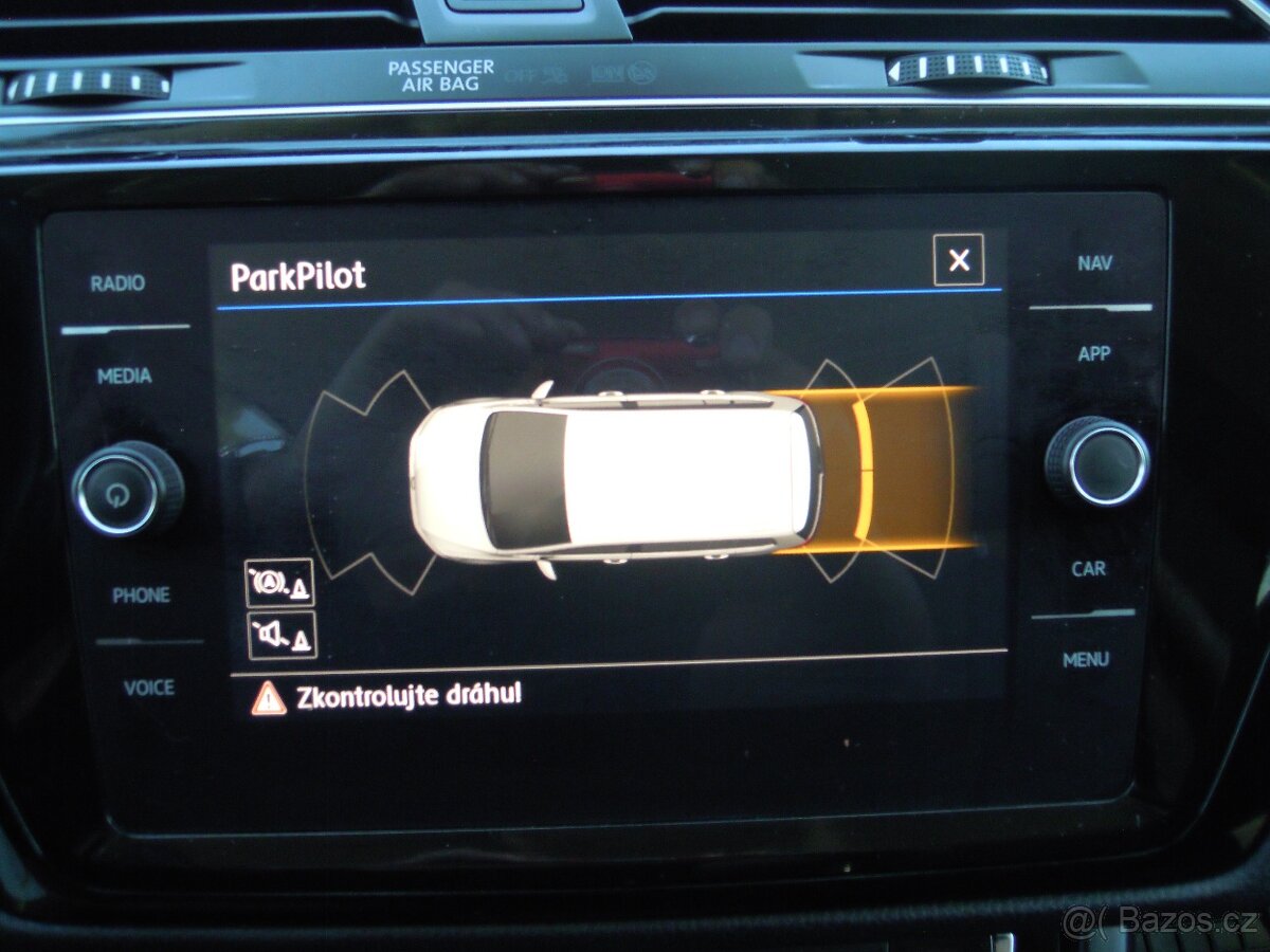 Volkswagen Touran 1.4TSi SOUND - SERVIS - 11