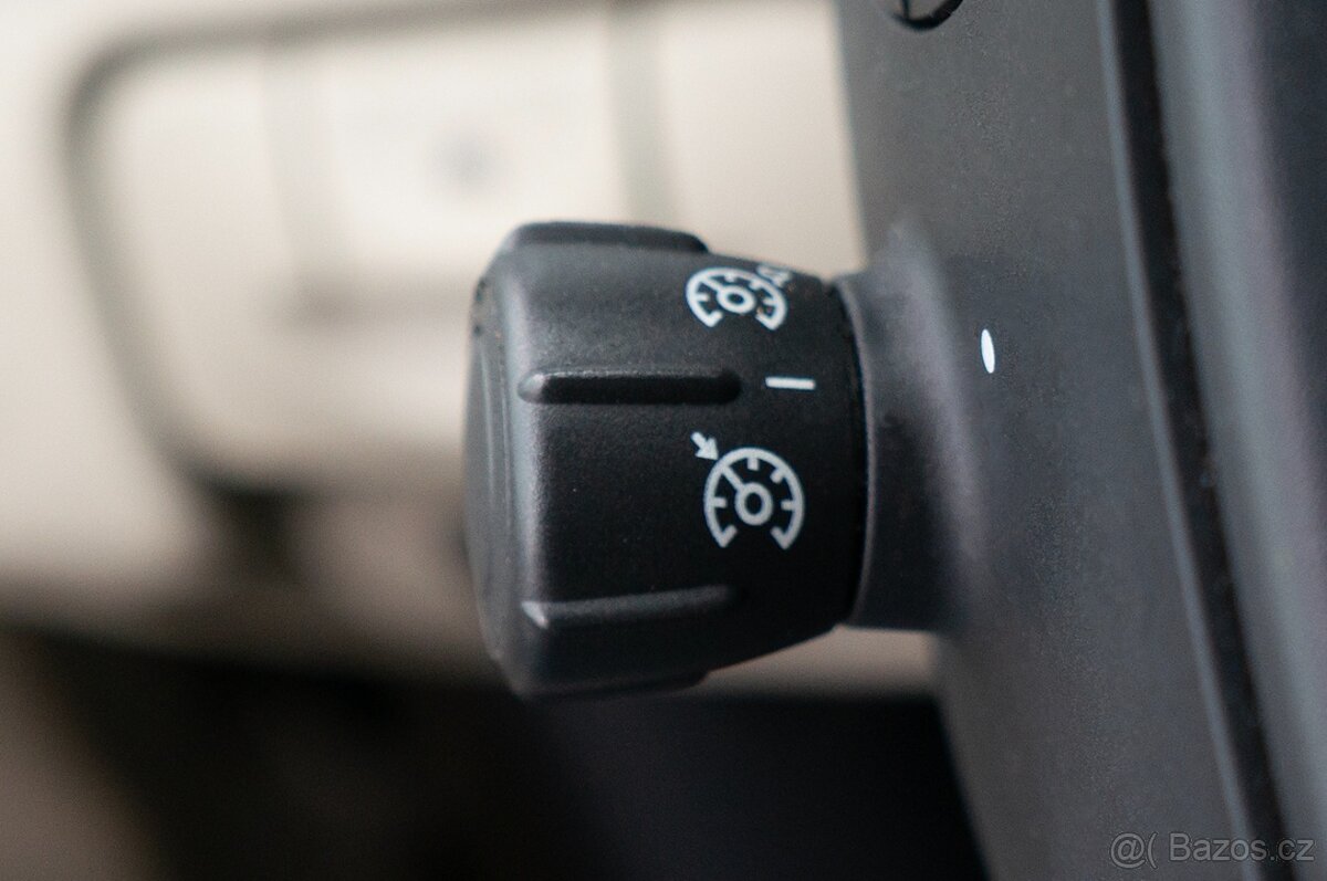 Renault Grand Scénic 1.9 dCi AUTOMAT – 7 míst - 11