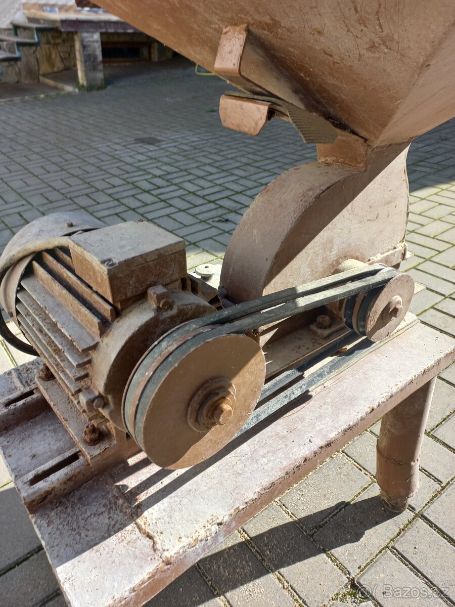 Kladívkový šrotovník 380 V - 11