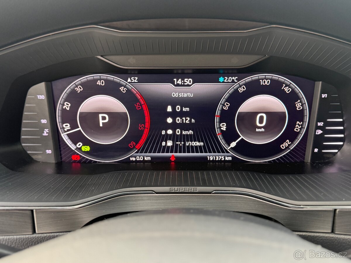 Škoda Superb 3 2.0 TDi DSG Style Pano - 11