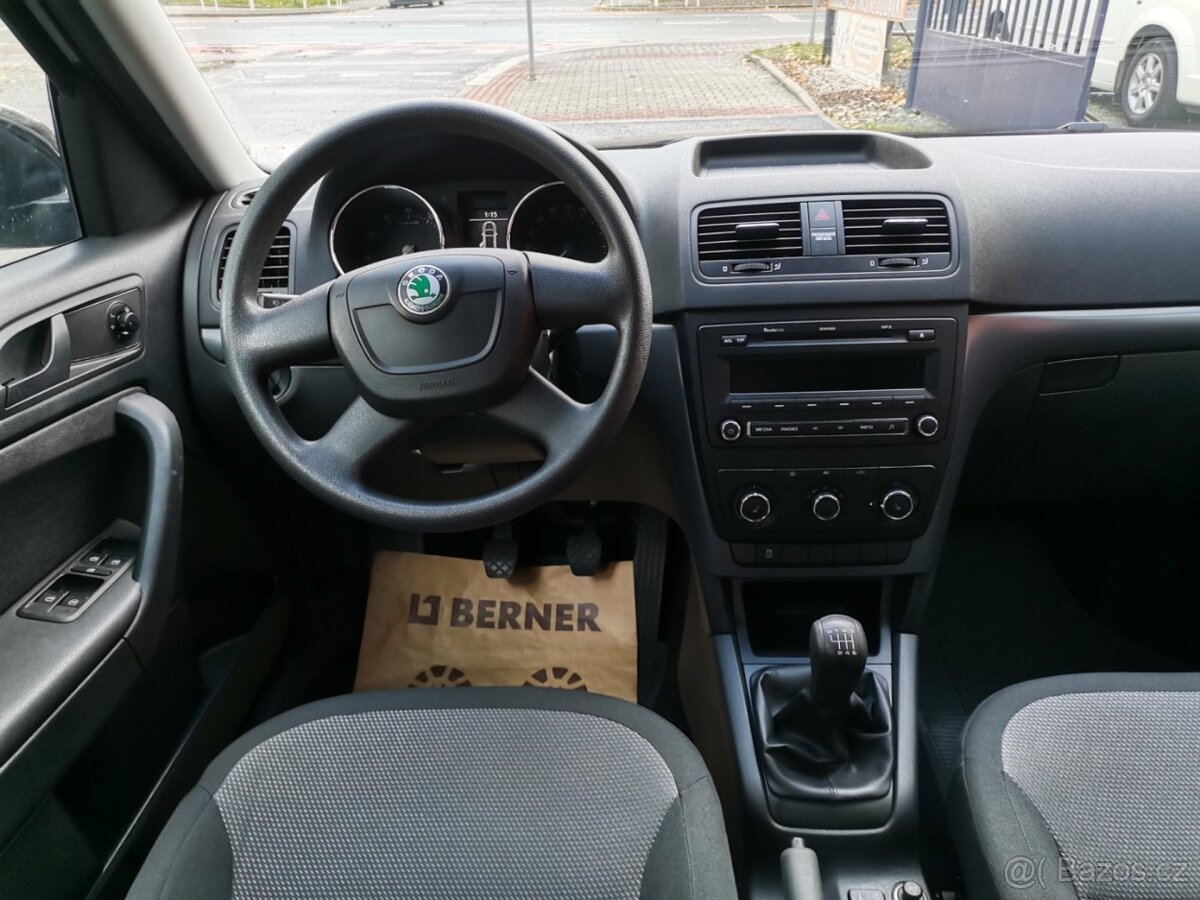Škoda Yeti 1.2TSi 77kw Active Tažné PDC - 11