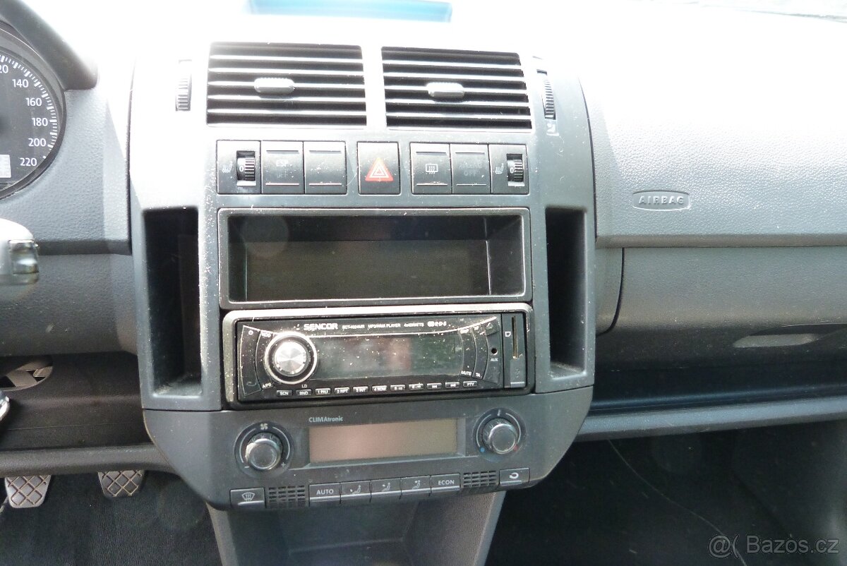 Vw Polo 1.4i united - 11