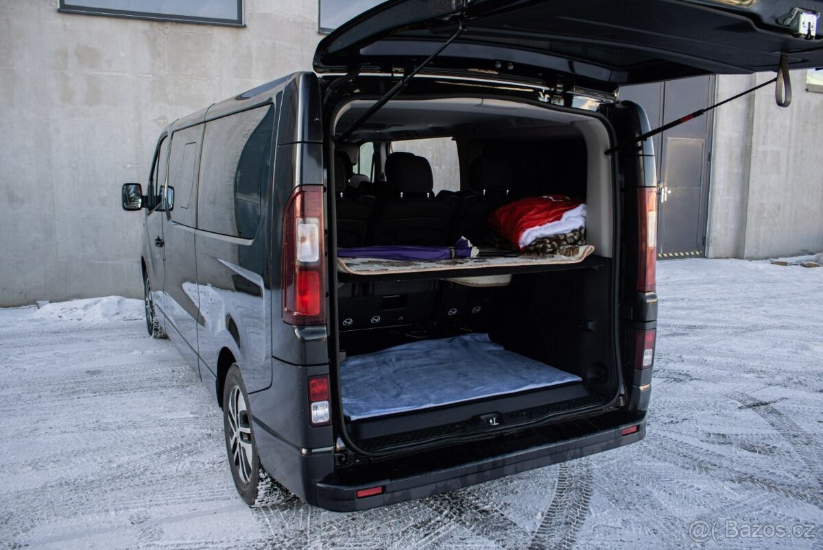 Renault Trafic SpaceClass L2H1 1.6 dCi, 8-Miestny - 11