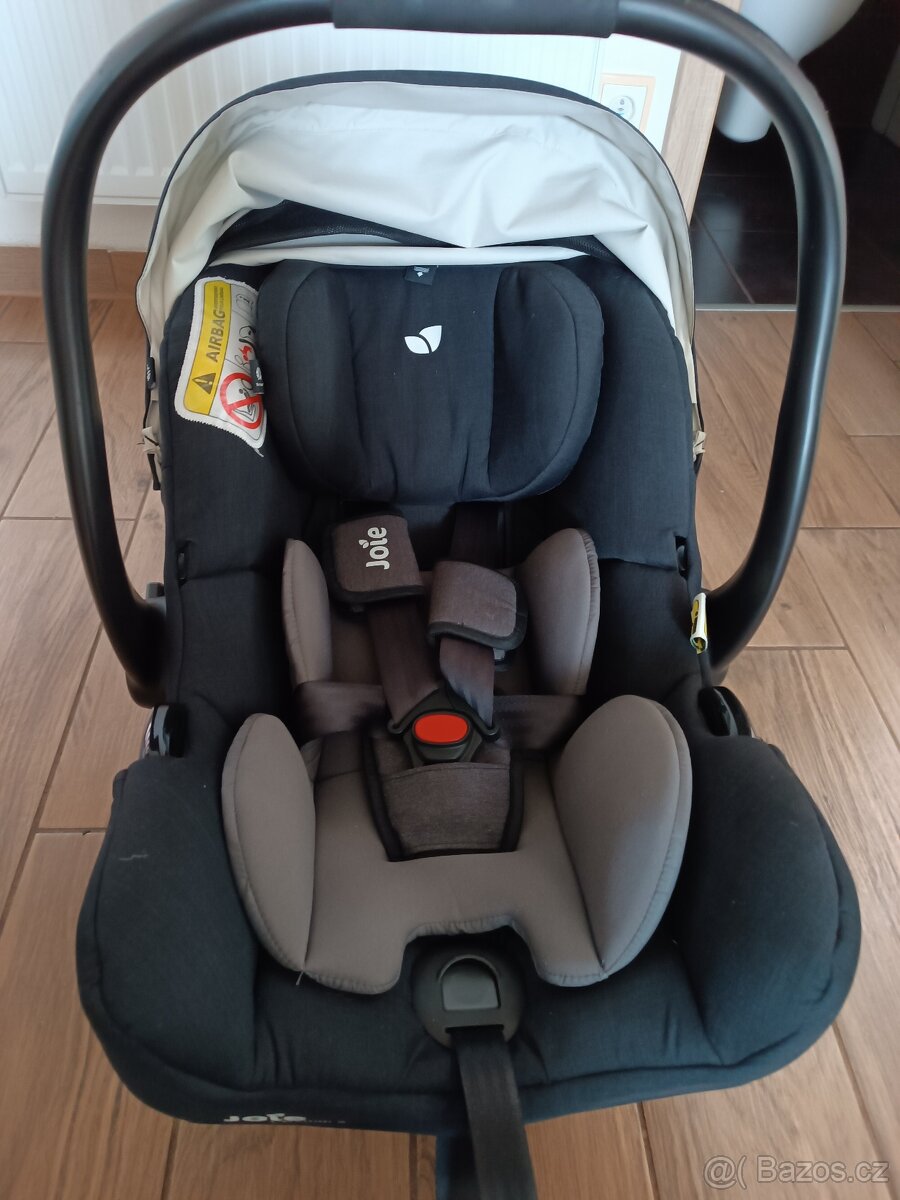 Kočárek Patron - 11