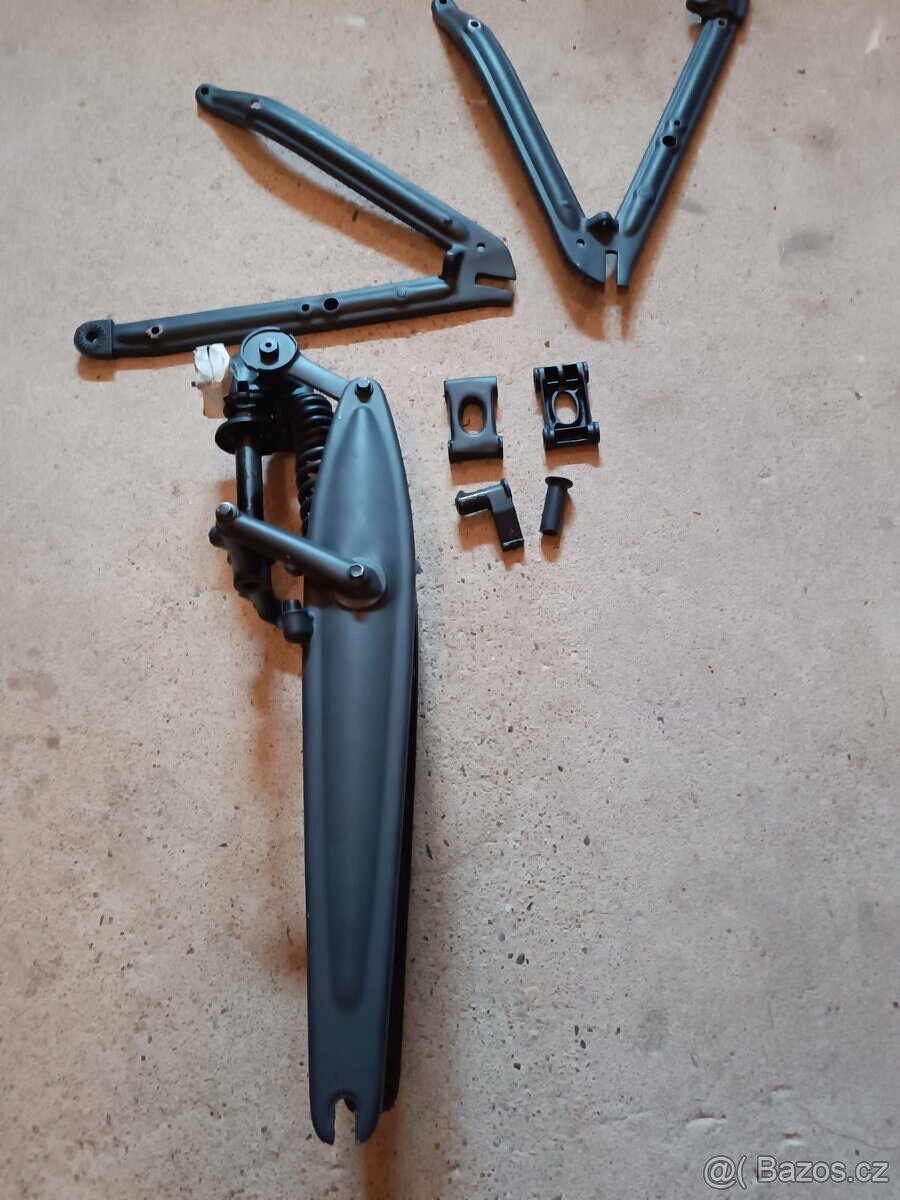 Ram přední vidlice nádrž kastlík IŽ350 IŽ49 DKW - 11